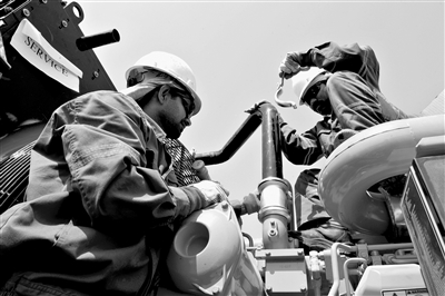 中国石化中原石油工程公司工程服务管理中心沙特中队有力保障